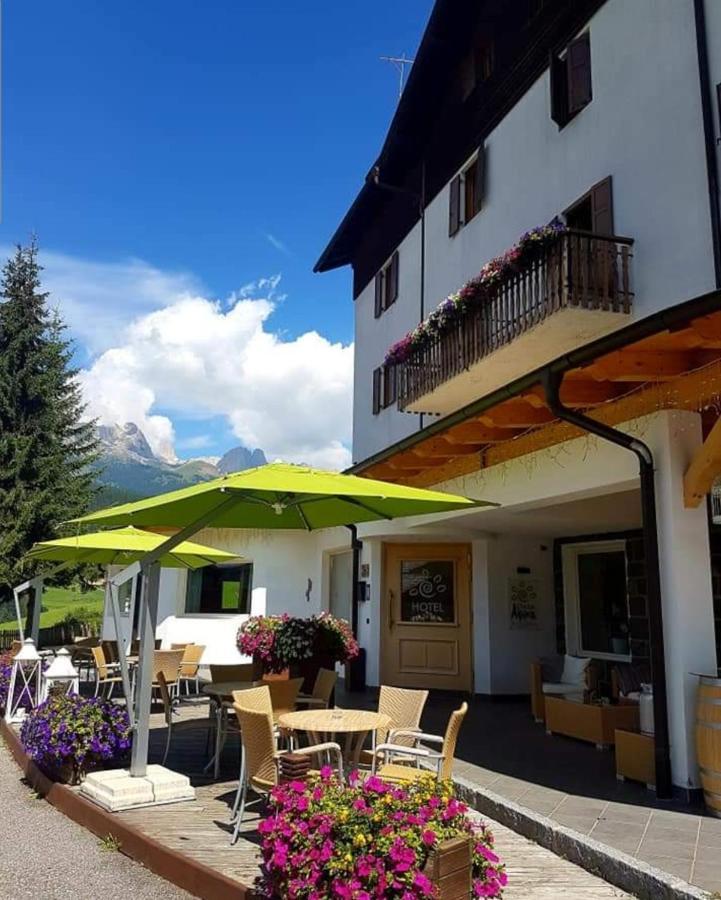 Ciasa Alpina Relax Hotel Moena Buitenkant foto