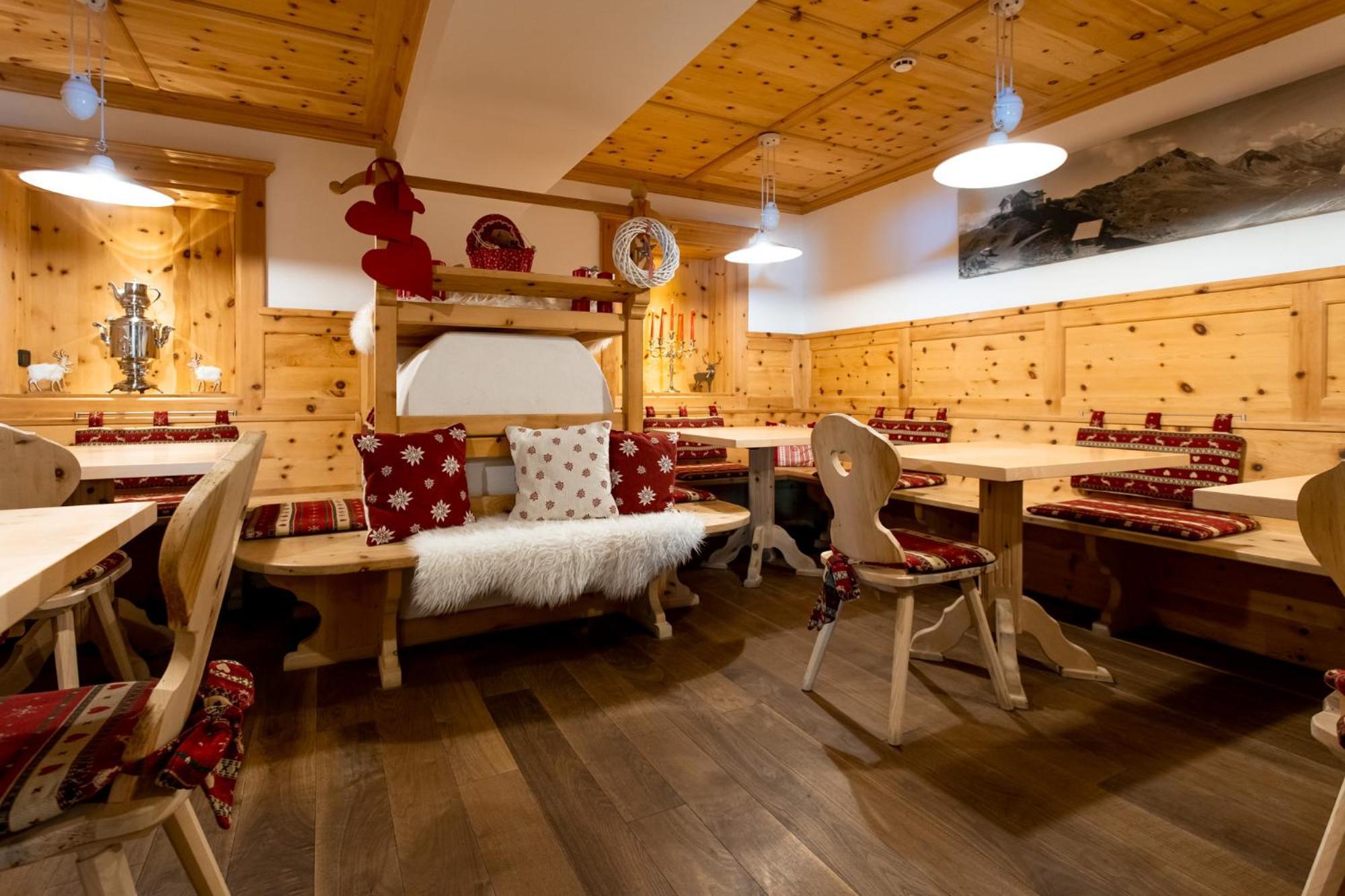 Ciasa Alpina Relax Hotel Moena Buitenkant foto