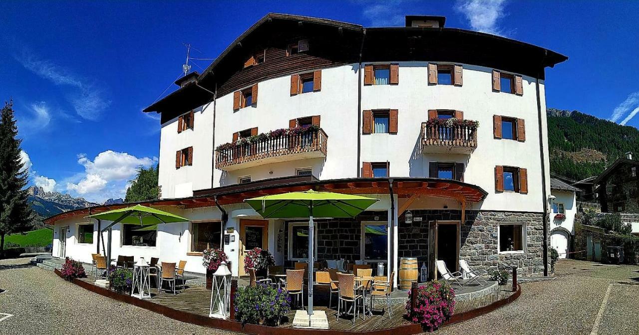 Ciasa Alpina Relax Hotel Moena Buitenkant foto