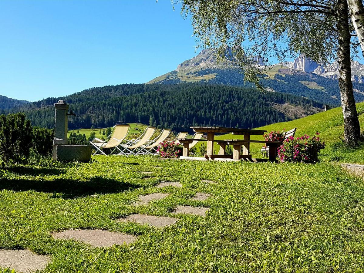 Ciasa Alpina Relax Hotel Moena Buitenkant foto